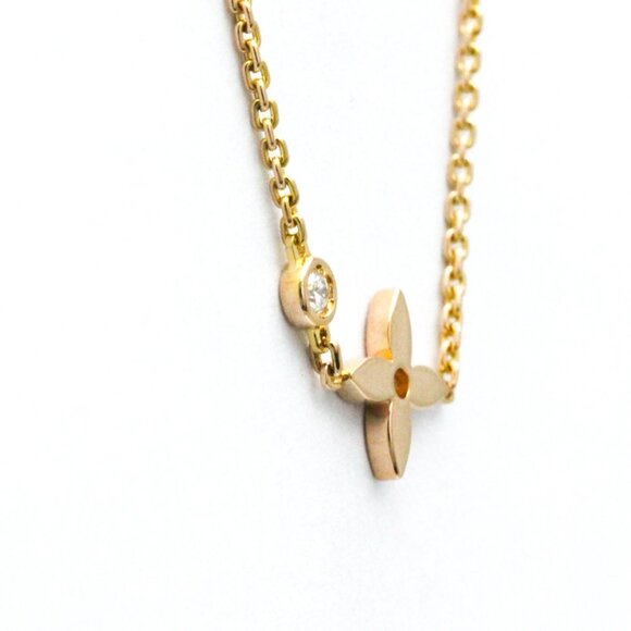 LOUIS VUITTON 18k Gold Diamond Monogram Necklace - Picture 5 of 12